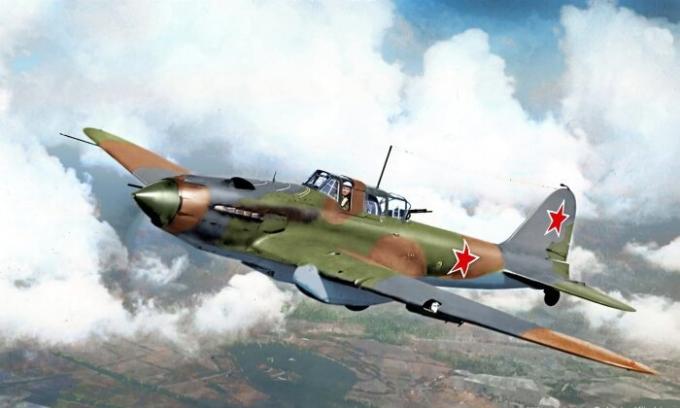 IL-2 Sturmovik par le célèbre pilote d'essai Vladimir Kokkinaki. | Photo: klimbim2014.wordpress.com.