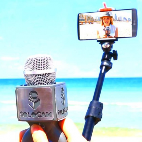 SoloCam - selfie-bâton avec le microphone intégré