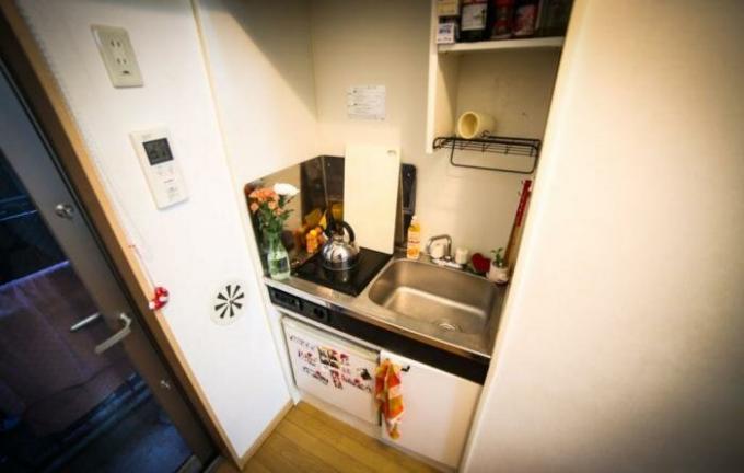 Comment est la vie dans les Japonais le 8 m² des appartements, par rapport à laquelle notre « Khrouchtchev »