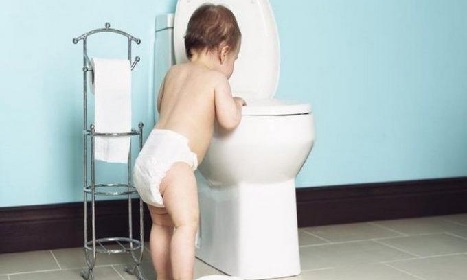  5 façons modérément extrêmes UNCLOG le blocage dans les toilettes sans piston, et « chimie »