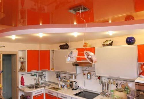 conception de plafond en plaques de plâtre de cuisine