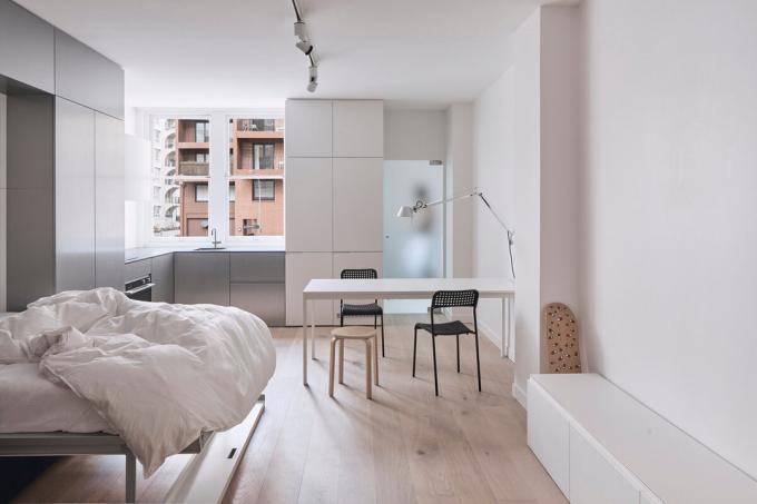 Studio-malogabaritki 30 m² avec un lit plein: avant et après