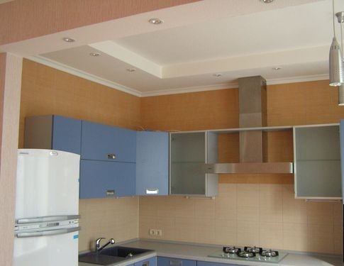 conception de plafonds tendus dans la cuisine