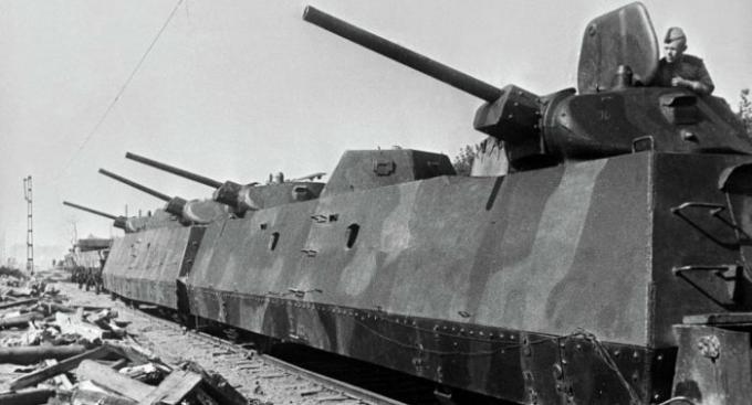 Armored a commencé déjà pendant la guerre a reçu de la tour T-34. | Photo: twitter.com.
