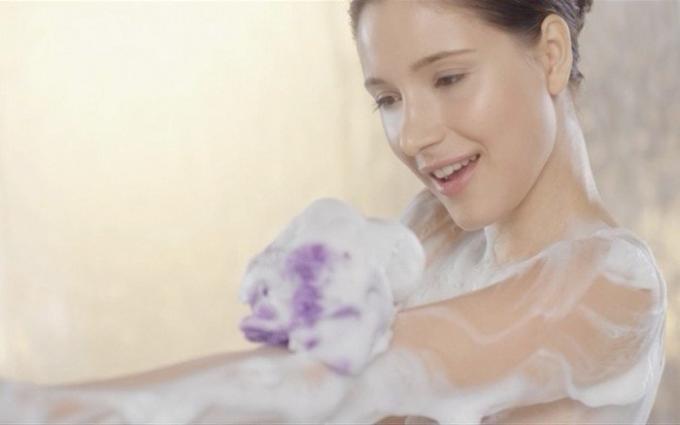 6 faits surprenants de dermatologues sur Lavette pour une douche