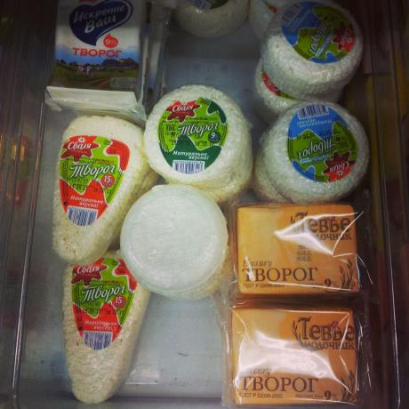 Ce que tout le monde devrait savoir: la durée de conservation du fromage cottage au réfrigérateur