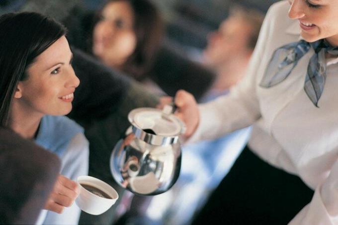 Café à bord les passagers ont besoin de beaucoup plus que ce qu'ils pensent.