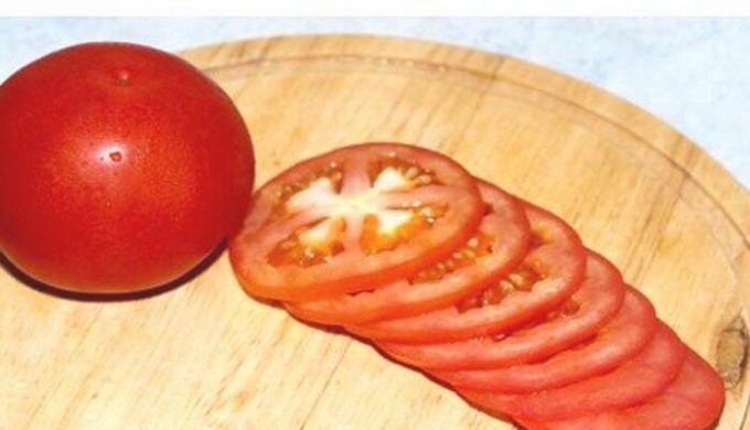 Tomates, coupées en tranches.
