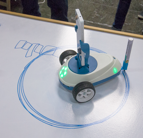 Robobo éducatif Robot peut même dessiner