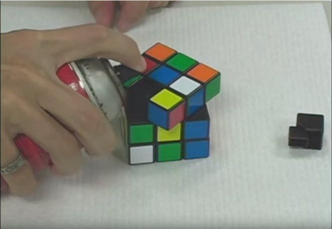 Comment accélérer le Cube de Rubik décision