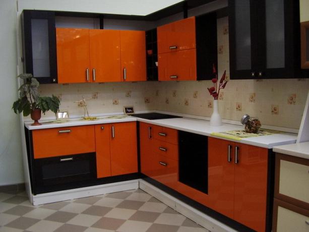 Cuisine noire et orange (53 photos), conception à faire soi-même: instructions, tutoriels photo et vidéo, prix